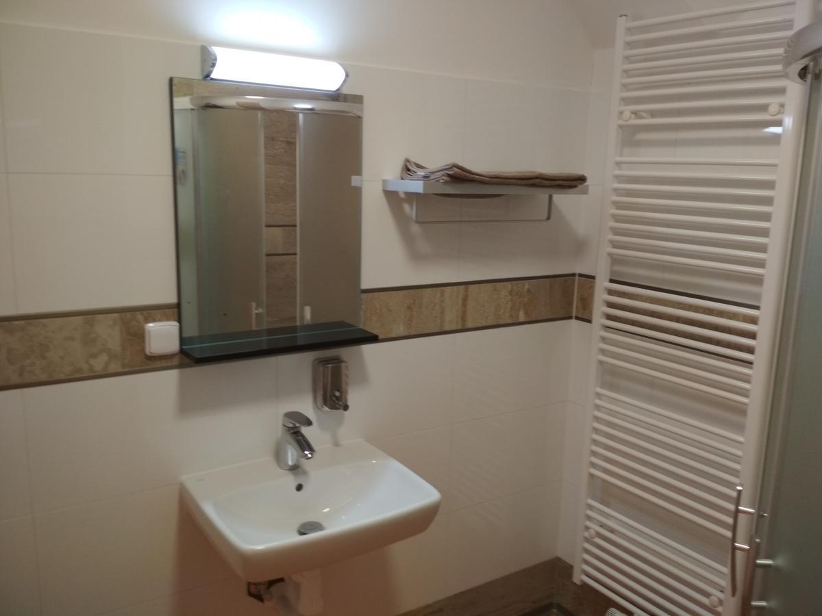 Apartmany Pod Kastany Kvasice エクステリア 写真